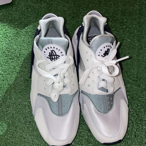 Nike Air Huarache White/Mica Green DH4439-110 Womens Size 7 No Lid Sneakers - Picture 5 of 9